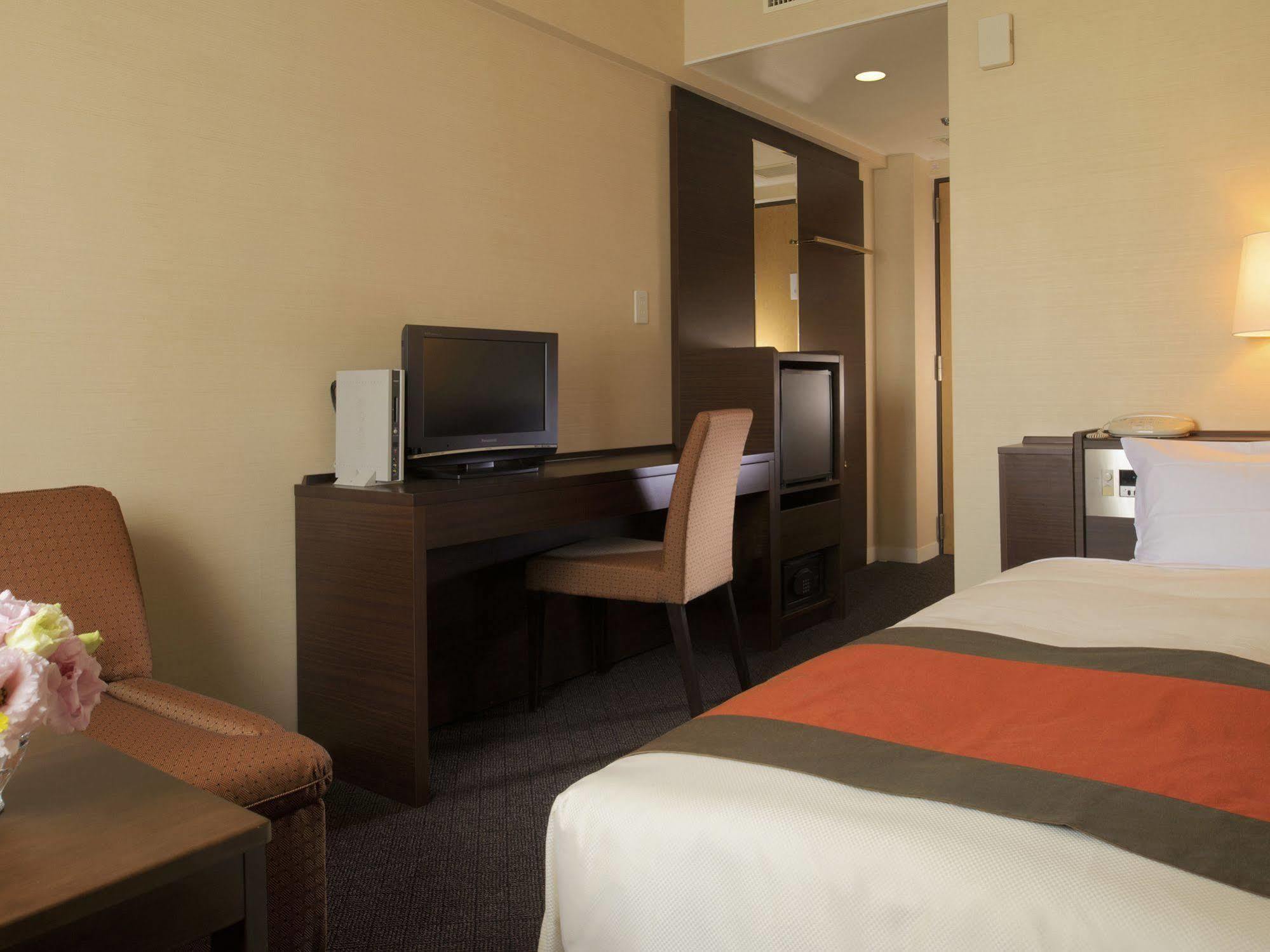 Hotel Crown Palais Aomori Ngoại thất bức ảnh