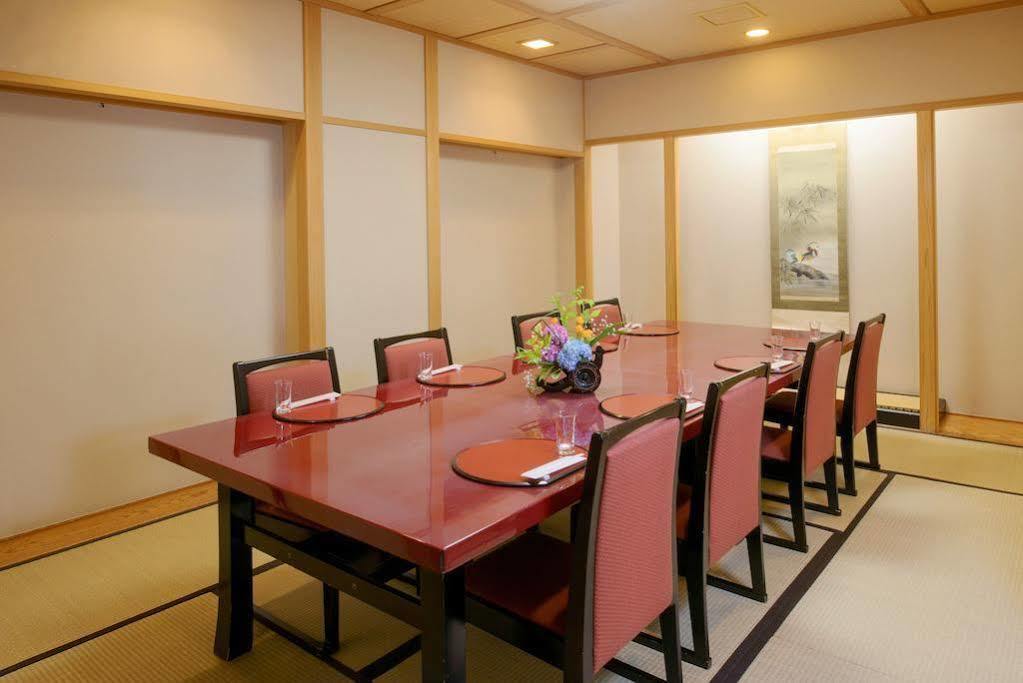 Hotel Crown Palais Aomori Ngoại thất bức ảnh